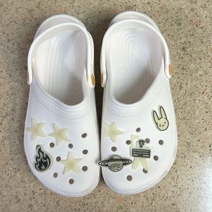 Bad Bunny X Crocs - Size 8